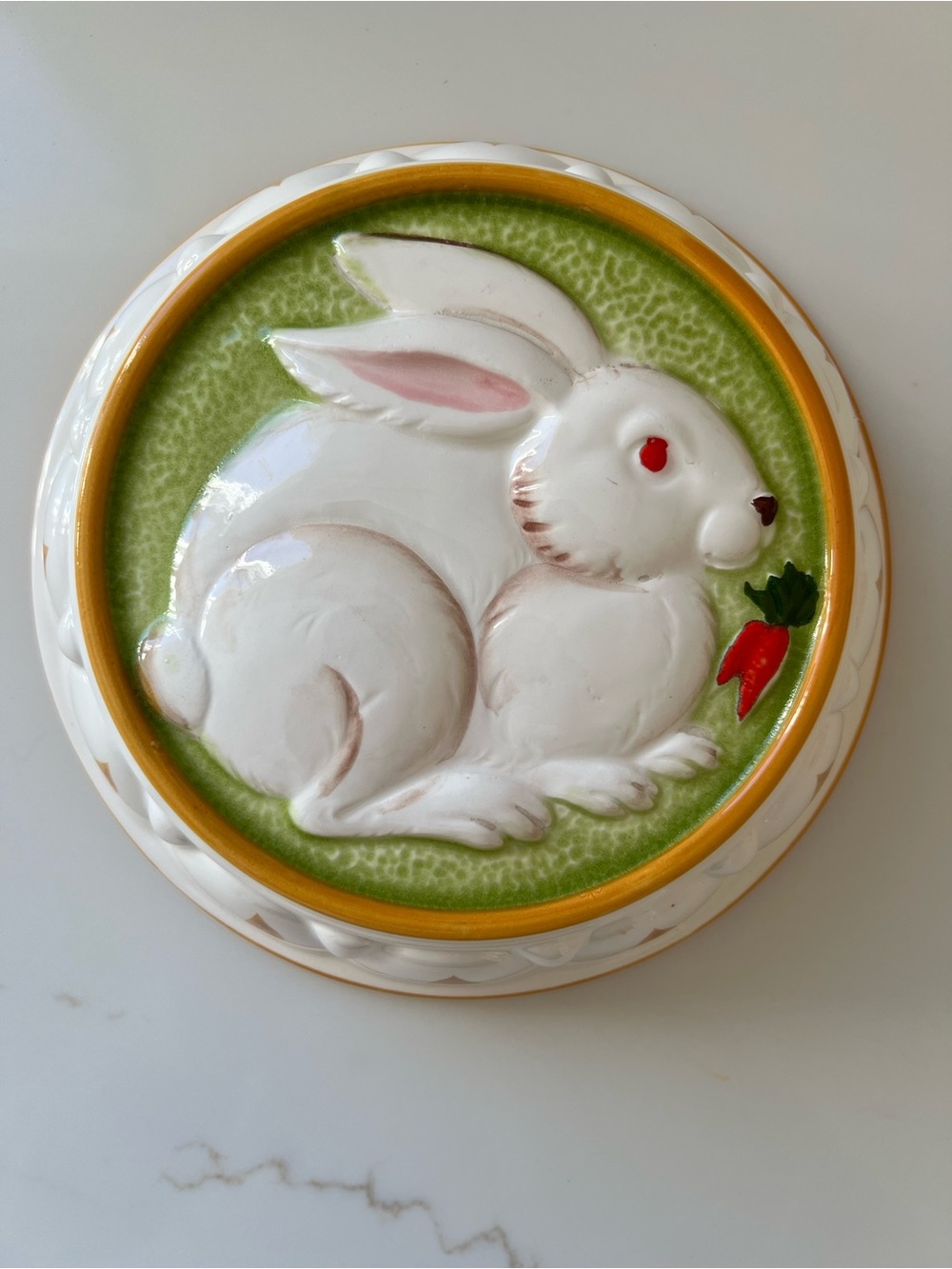 Vintage Gailstyn-Sutton Ceramic Bunny Jello Mold